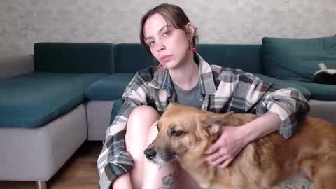 Milly online show from 12-14-25, 10:09