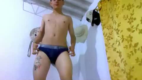Snapshot of milo_tai862 chatting on 07-24-26, 01:03 valentin 123 online show from 07-24-26, 01:03