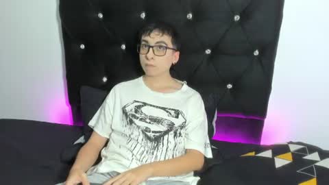 Snapshot of milogm_ chatting on 07-22-26, 05:54 milogm_ online show from 07-22-26, 05:54