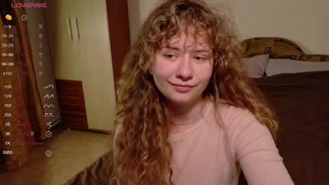 Snapshot of milounee chatting on 05-05-26, 09:45 milounee online show from 05-05-26, 09:45