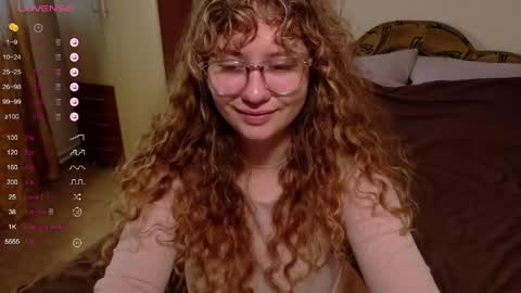 Snapshot of milounee chatting on 05-06-26, 09:47 milounee online show from 05-06-26, 09:47