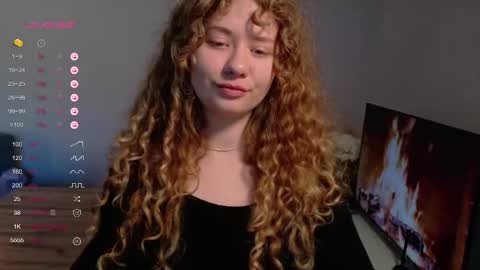 Snapshot of milounee chatting on 05-17-26, 08:23 milounee online show from 05-17-26, 08:23