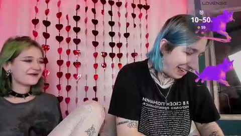 Snapshot of milten_trish chatting on 02-23-25, 07:28 milten_trish online show from 02-23-25, 07:28