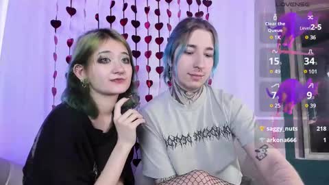 Snapshot of milten_trish chatting on 02-25-25, 11:00 milten_trish online show from 02-25-25, 11:00