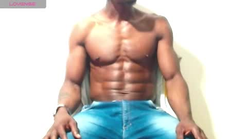 Miltonn online show from 03-12-25, 01:47