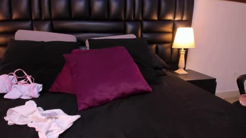 Milu Wallace  online show from 02-13-25, 10:00