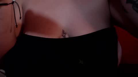 Milu Wallace  online show from 02-18-26, 09:00