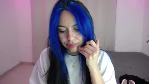 Milusolers online show from 11-26-25, 06:14