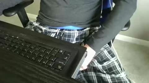 milwaukeebadger24 online show from 03-05-25, 04:57