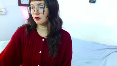 Snapshot of mily_baker chatting on 05-27-26, 10:07 mily_baker online show from 05-27-26, 10:07