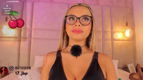 Milyy online show from 10-21-25, 07:47