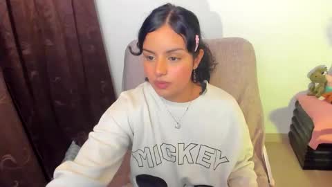 Snapshot of mimi_sa chatting on 11-29-25, 01:41 Mimii online show from 11-29-25, 01:41