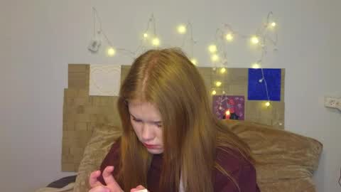 hi Im Mina  online show from 05-14-26, 06:31