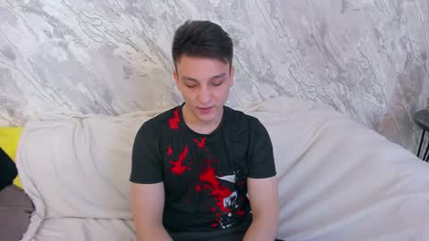 minato_kono online show from 01-22-25, 03:07