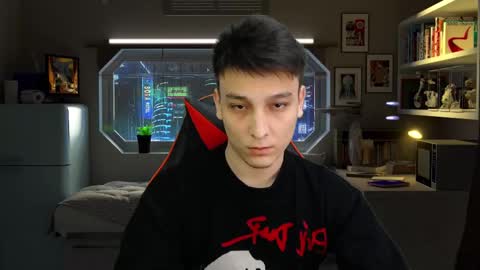 minato_kono online show from 10-13-25, 05:02