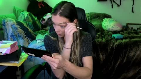 Mindy Mars online show from 01-27-25, 04:01