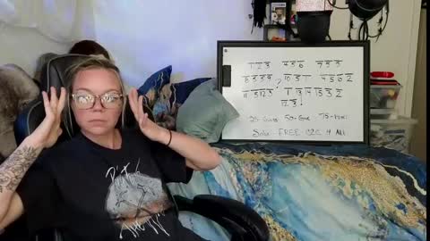 Mindy Mars online show from 09-10-25, 03:45