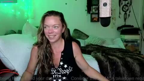 Snapshot of mindymars chatting on 07-06-26, 02:36 Mindy Mars online show from 07-06-26, 02:36