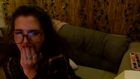 Mindy online show from 12-04-25, 10:13