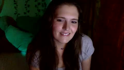 Snapshot of mindymounds chatting on 05-14-26, 05:36 Mindy online show from 05-14-26, 05:36