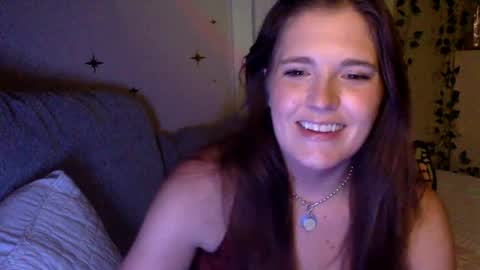Snapshot of mindymounds chatting on 07-12-26, 06:04 Mindy online show from 07-12-26, 06:04