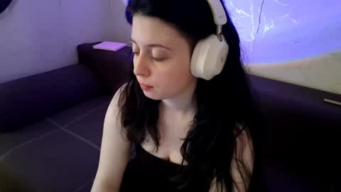 Mindy online show from 03-11-26, 04:29