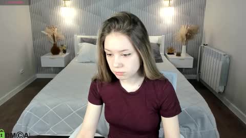 Snapshot of mini_allice chatting on 03-04-26, 12:49 Allice online show from 03-04-26, 12:49