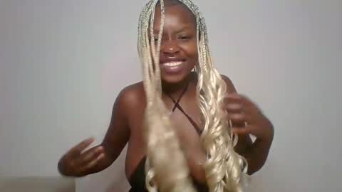 STRAWBERRY online show from 02-21-25, 12:38