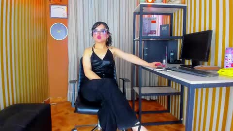 Mini Rouse online show from 06-02-26, 05:04