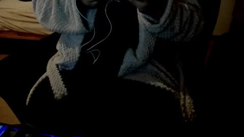 Snapshot of minka0 chatting on 11-19-25, 08:53 minka0 online show from 11-19-25, 08:53