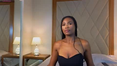 minni selena online show from 11-28-25, 03:58