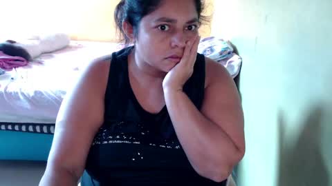 Snapshot of minnie_bbw69 chatting on 06-02-26, 11:12 Andrea online show from 06-02-26, 11:12