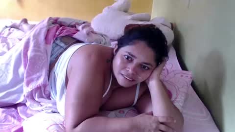 Snapshot of minnie_bbw69 chatting on 06-16-26, 12:41 Andrea online show from 06-16-26, 12:41