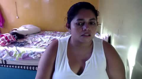Snapshot of minnie_bbw69 chatting on 07-01-26, 12:07 Andrea online show from 07-01-26, 12:07