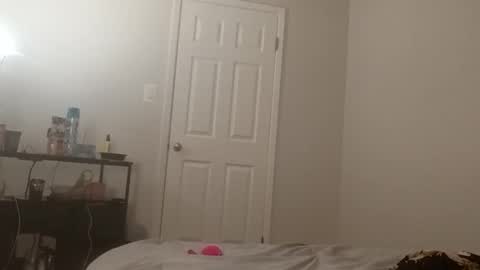 minniehunney online show from 04-09-26, 06:19