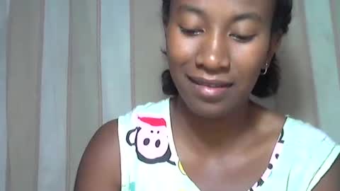 minouch211907 online show from 11-19-25, 10:54