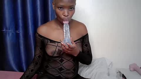 mint_queen online show from 06-29-26, 11:21
