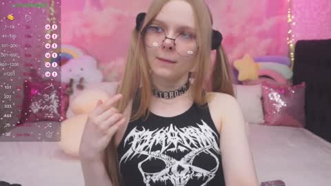 Vikki online show from 02-07-25, 06:24