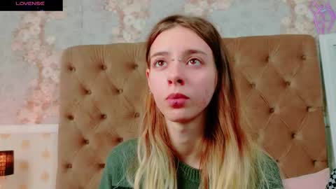 mira_lynxx online show from 10-29-25, 05:10