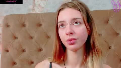 mira_lynxx online show from 10-30-25, 03:52