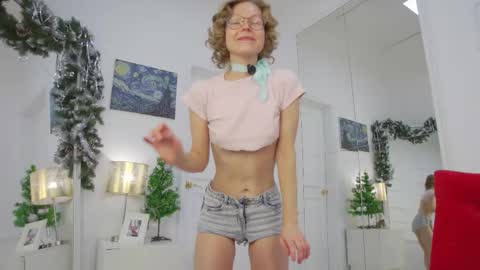 mira_marni online show from 12-15-25, 11:14