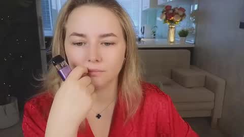 Mira online show from 04-10-26, 01:33