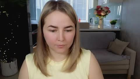 Mira online show from 04-23-26, 02:02