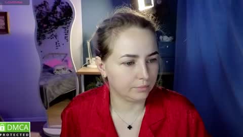 Mira online show from 06-17-26, 01:08