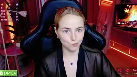 Mira online show from 07-31-26, 02:00