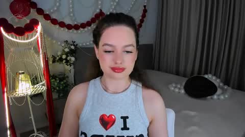 Emma online show from 03-26-26, 08:14