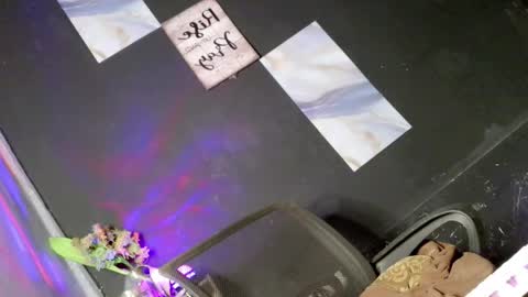 Zoey online show from 03-22-26, 03:54