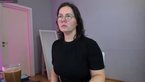 Meera online show from 02-25-25, 12:24