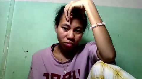 Snapshot of mirah881 chatting on 05-19-26, 06:14 mirah881 online show from 05-19-26, 06:14