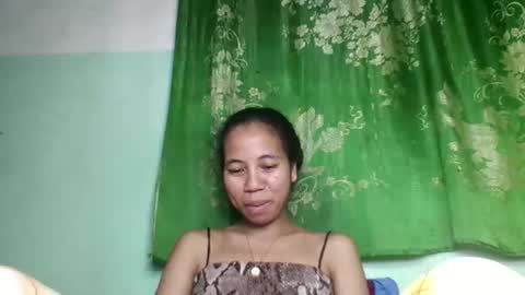 Snapshot of mirah881 chatting on 06-05-26, 07:08 mirah881 online show from 06-05-26, 07:08